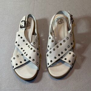 Vintage Foundry Co Carmine Women’s Leather Sandals